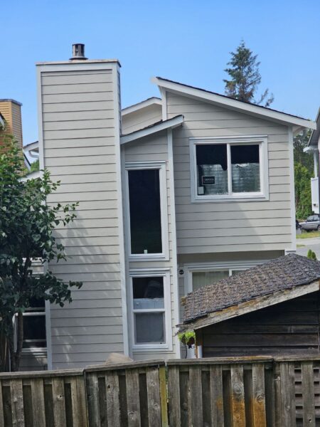 Completed James Hardie Plank siding project