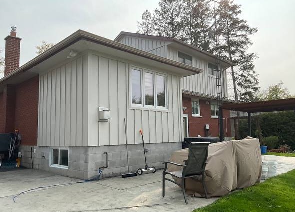 Full siding replacement project results in Barrie