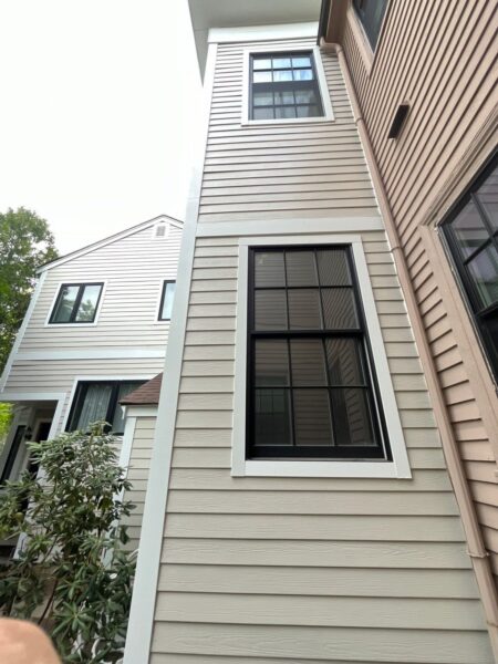 Completed James Hardie siding project