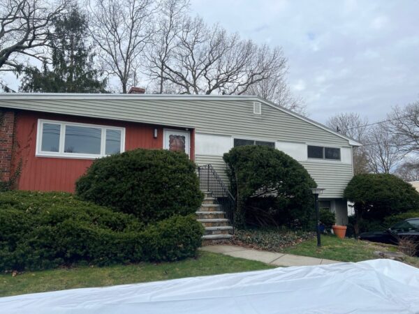 Full house vinyl to Certainteed Monogram D4 vinyl in midnight blue