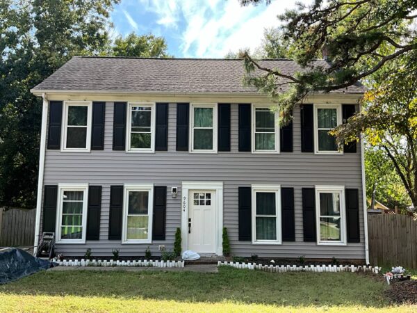 Completed Certainteed vinyl siding project