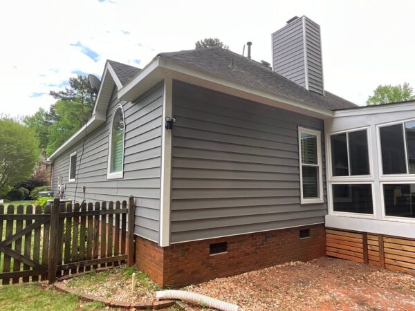 Completed James Hardie siding project in Grate Slate