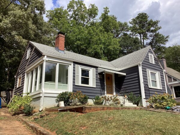 Completed James Hardie siding project