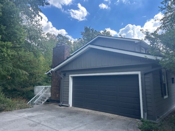 Cedar to James Hardie Lap Siding installation in Aged Pewter