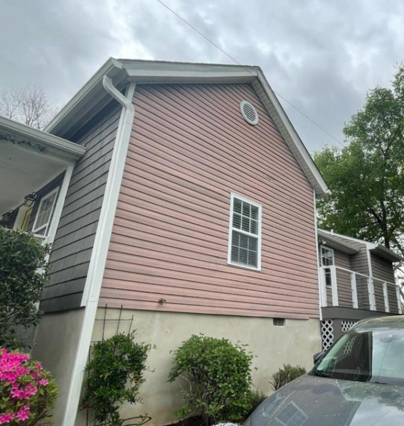 Partial House Renovation Royal Estate D4.5 Dutchlap Vinyl Siding