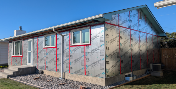 Completed James Hardie siding project