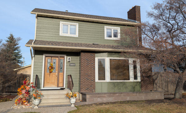 Installation of James Hardie Lap Siding with B&B in Mountain Sage
