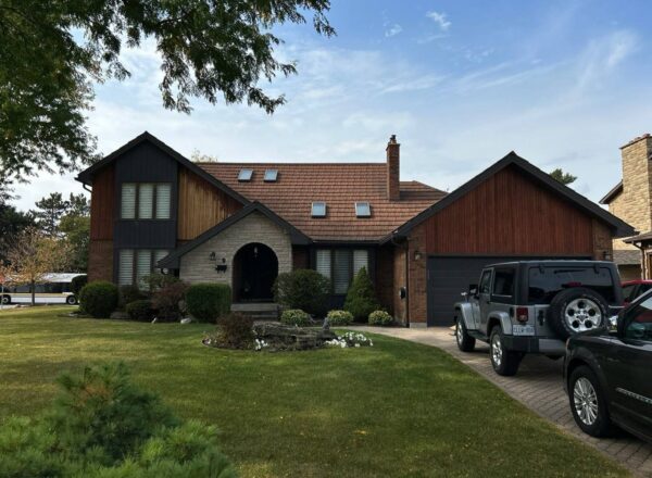 Completed James Hardie siding project