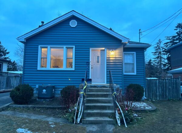 Vinyl Siding in Hamilton