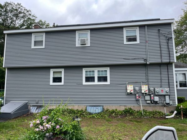 Mastic D4 siding in deep granite