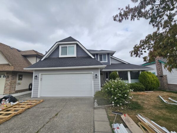 Full James Hardie and Vinyl siding replacement project results