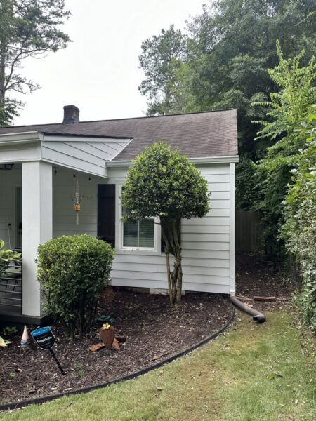 Full home siding replacement from wood lap siding to James Hardie 8.25