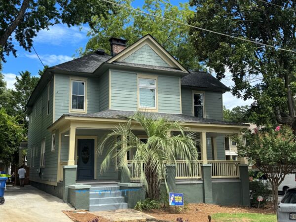 Completed James Hardie siding project