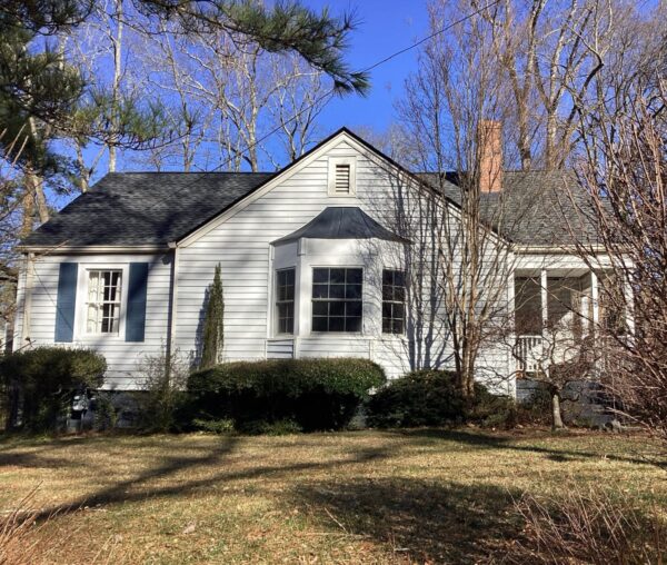 Completed residential vinyl siding replacement