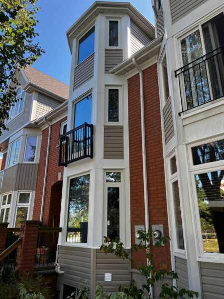 Vinyl Siding Installation in Mississauga