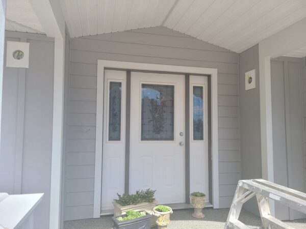 Completed James Hardie siding project