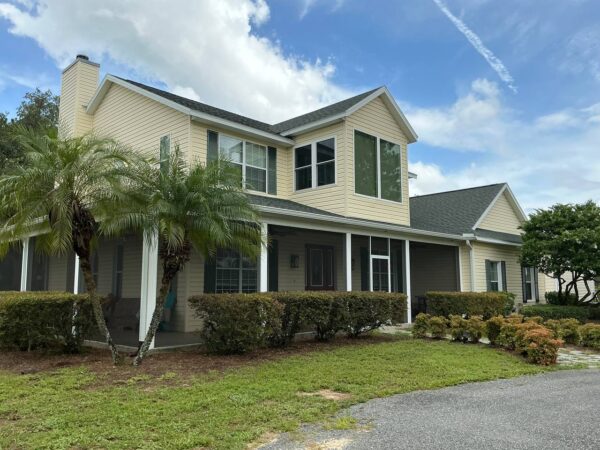 Vinyl to Vinyl Dutchlap Woodsman Select color Cream and White Vinyl trims