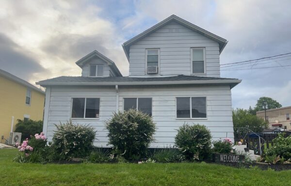 Aluminum siding to Vinyl Siding Installation