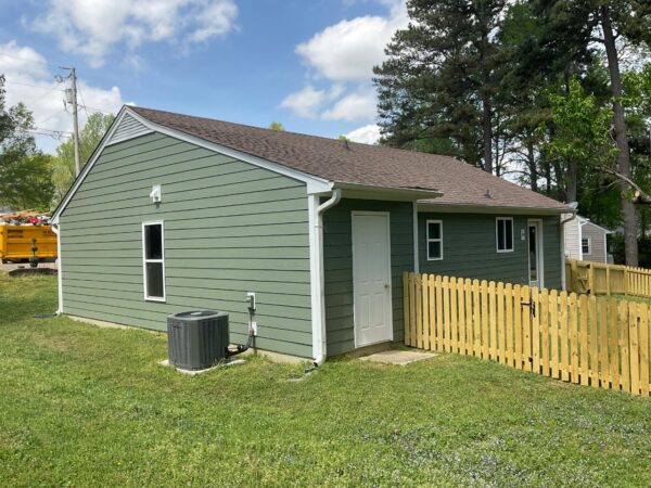 Previously Masonite to James Hardie Plank Cedarmill Primed + Paint