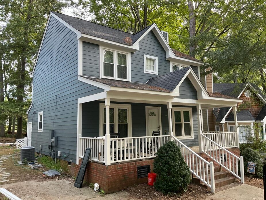 Completed James Hardie siding project