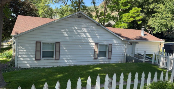 JH primed (painted/baked on in factory through paint partner) B&B / 8 1/4” lap