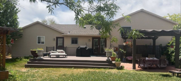 JH 8 1/4” lap siding - boothbay blue