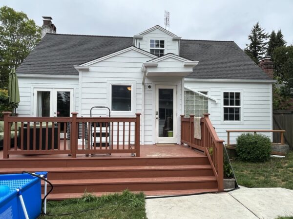 Completed James Hardie siding project