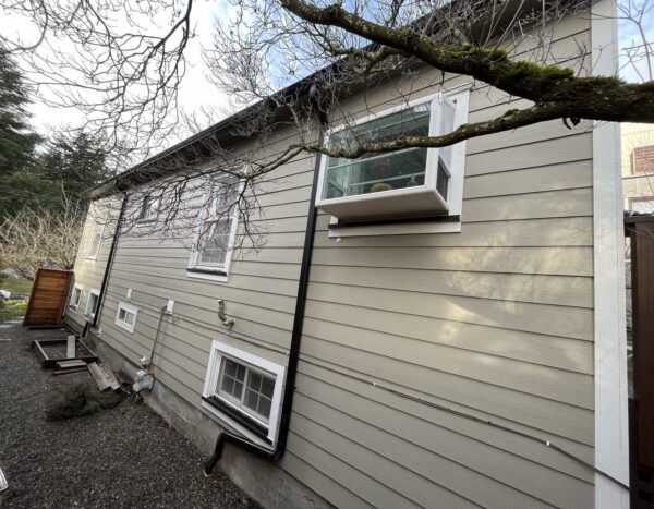 Residential home siding improvement project