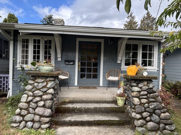 Wood to Hardie JH Plank 7'' Cedarmill and Shingles in Boothbay Blue