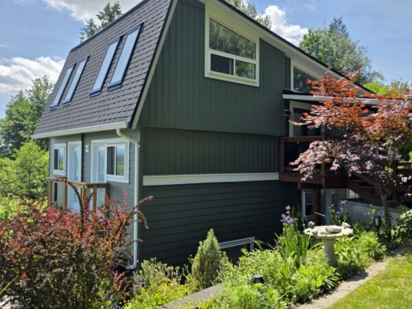 Vinyl to Align Composite Plank & Vinyl Board & Batten