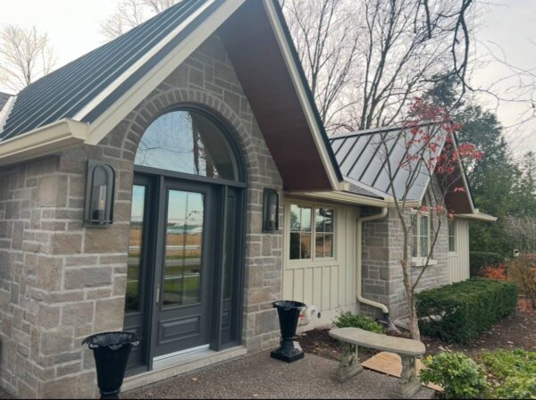 Completed James Hardie B&B siding project