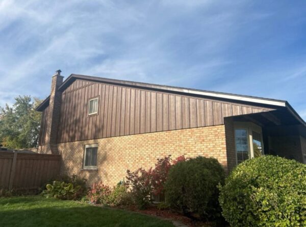 James Hardie Project in Waterloo in Chestnut Brown color