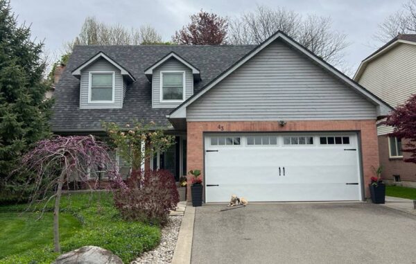 Completed James Hardie siding project