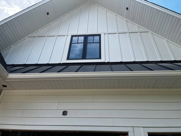 Full house renovation with James Hardie Cedarmill planks and JH B&B 16” spacing Smooth Panels